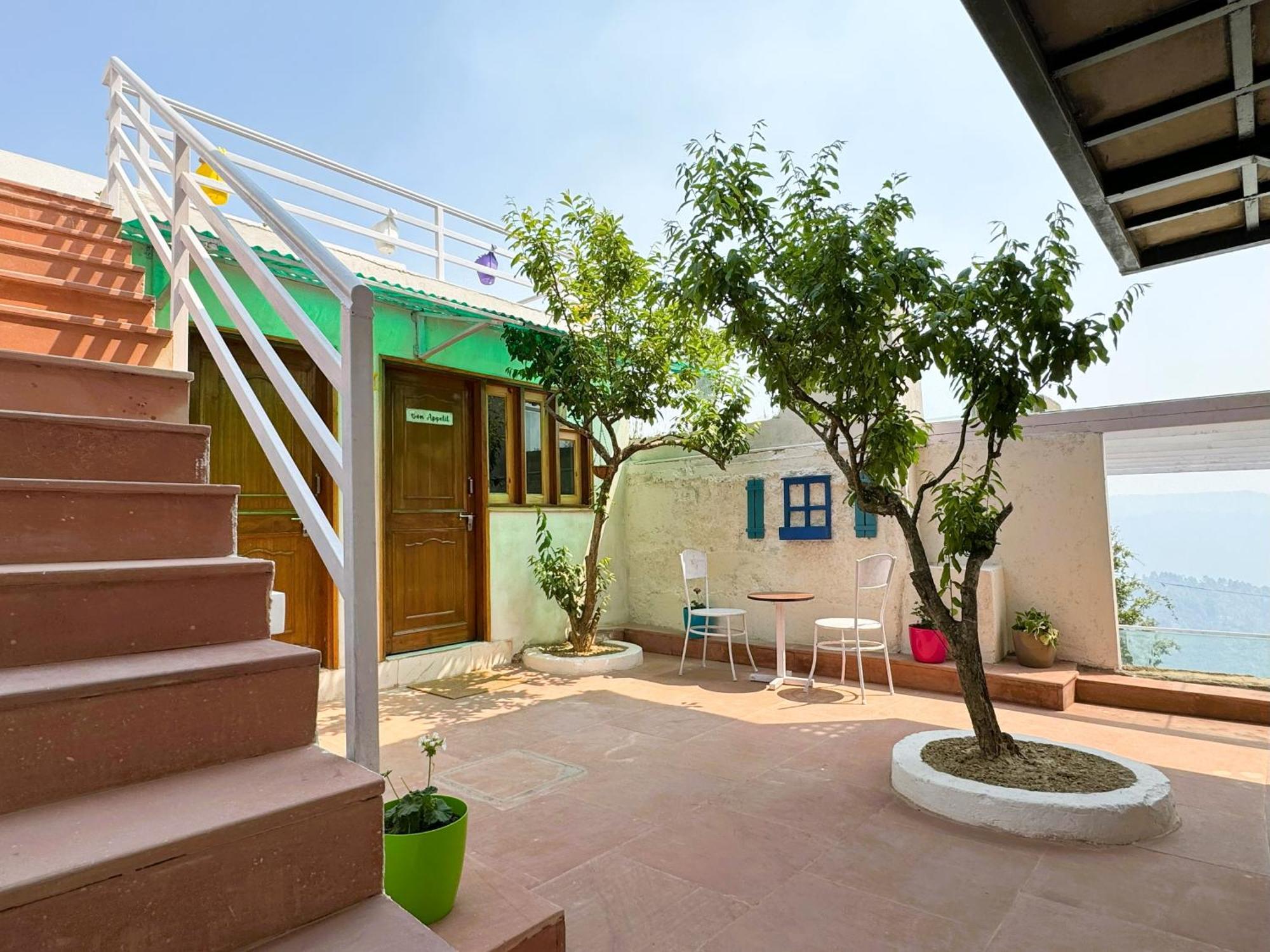 Wanderlust Homestay Mukteshwar